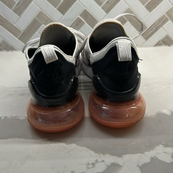 AIRMAX 270/ Donated - Picture 3 of 8